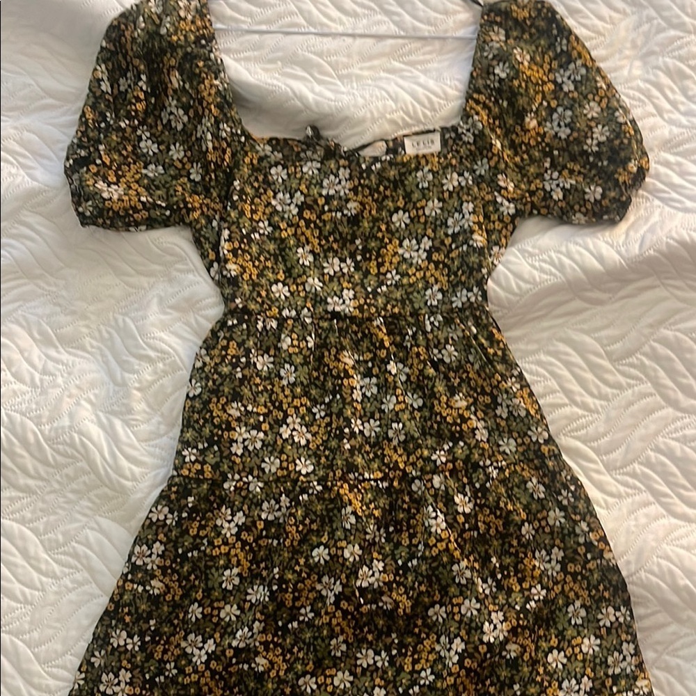 LE LIS Tie Back Floral Dress in Black and Yellow